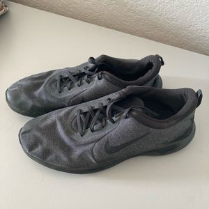 Nike Flex Experience Run 8 in All Black